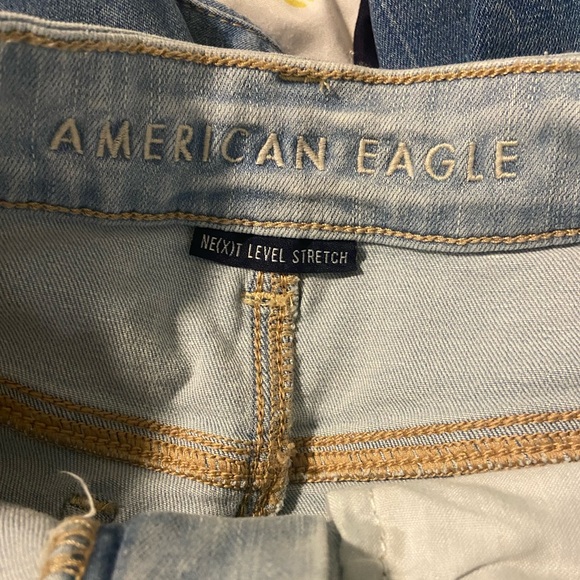 AE Light Wash Denim Stretch Shorts - Picture 3 of 3